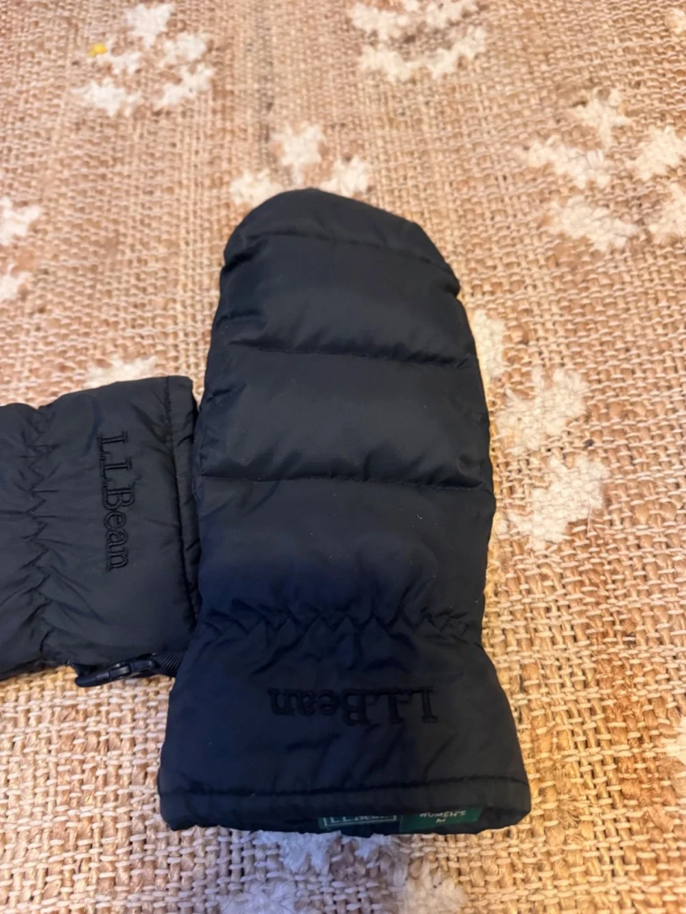 L.L. Bean down Puffer Mittens size medium women’s goose down
